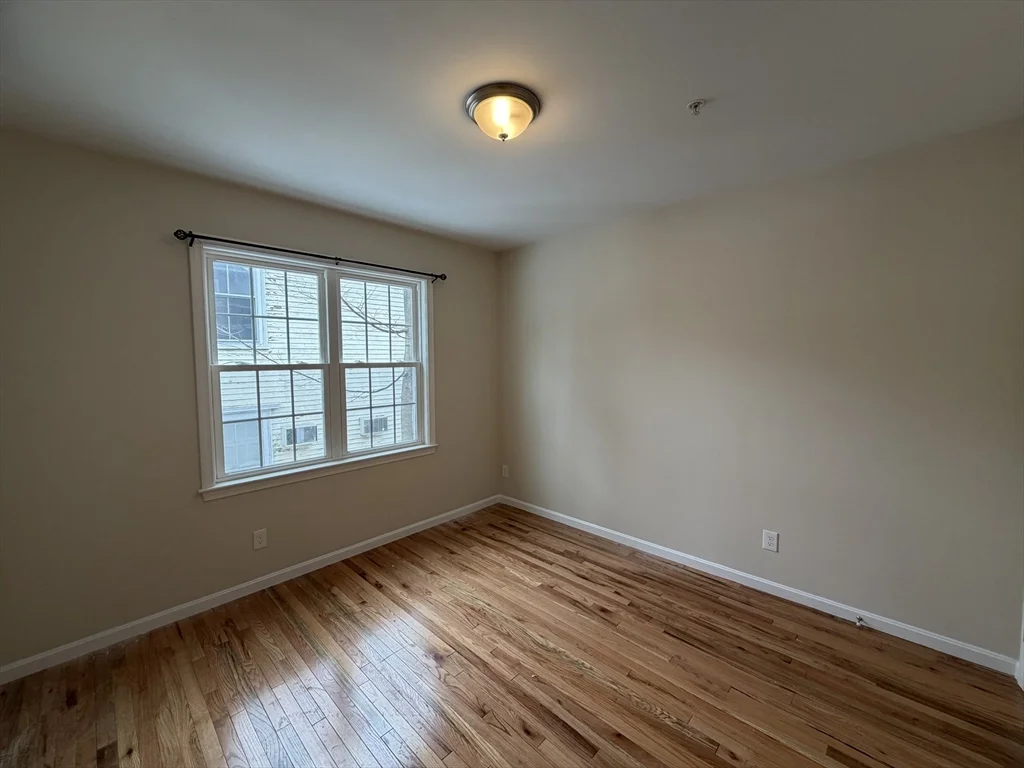 2 bed, 1 bath apartment for rent at 160 Summer St Unit 3, Haverhill — photo 12 of 17
