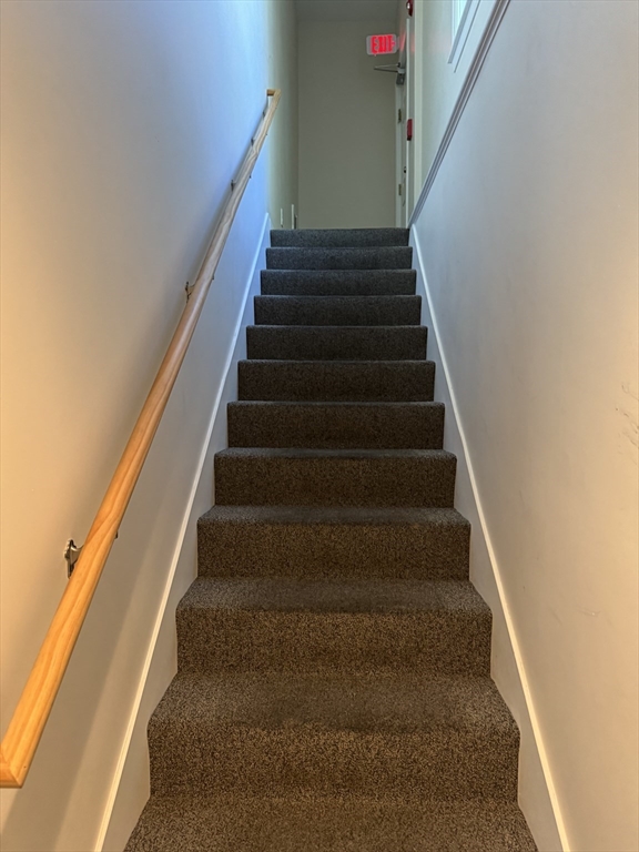 2 bed, 1 bath apartment for rent at 160 Summer St Unit 6, Zip 01830 — photo 2 of 15