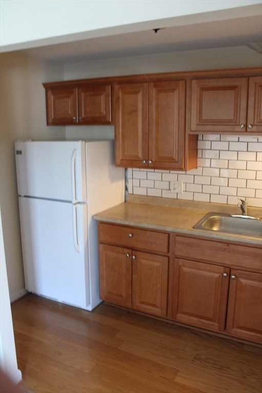 1 bed, 1 bath apartment for rent at 160 Turner Rd Unit 2, Scituate — photo 6 of 10