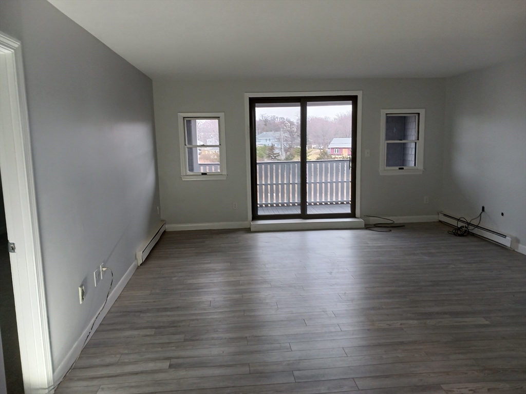 2 bed, 1 bath apartment for rent at 160 Turner Rd Unit 6, Scituate — photo 3 of 10