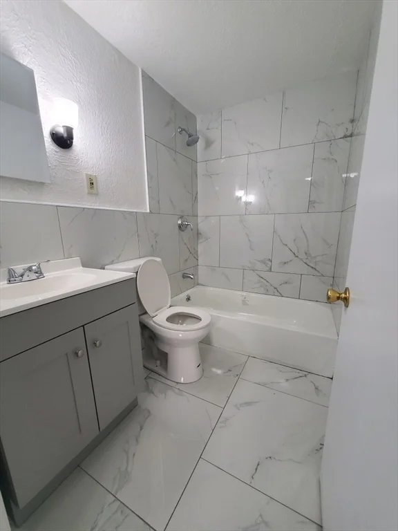 2 bed, 1 bath apartment for rent at 160 Tyngsboro Rd Unit 19, Chelmsford — photo 14 of 19