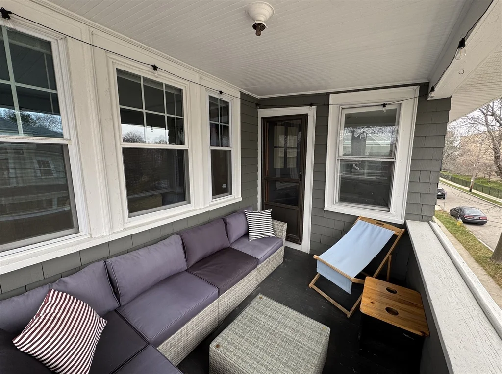 2 bed, 1 bath apartment for rent at 160 Vassal Unit 2, Quincy — photo 10 of 11