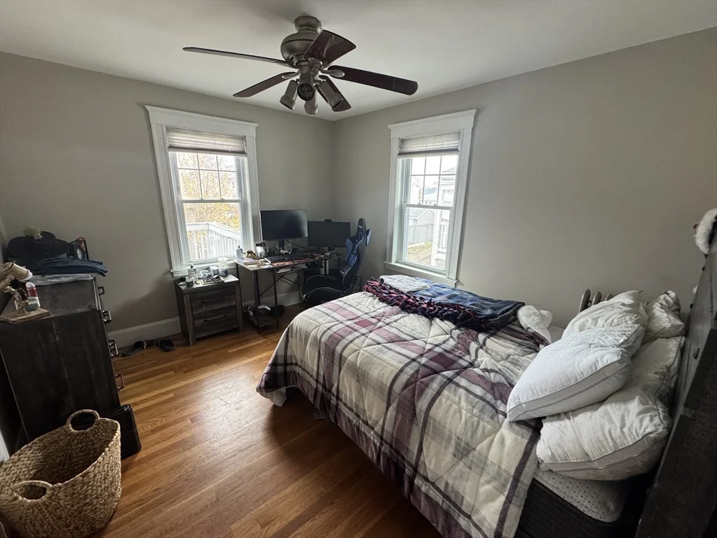 2 bed, 1 bath apartment for rent at 160 Vassal Unit 2, Quincy — photo 6 of 11