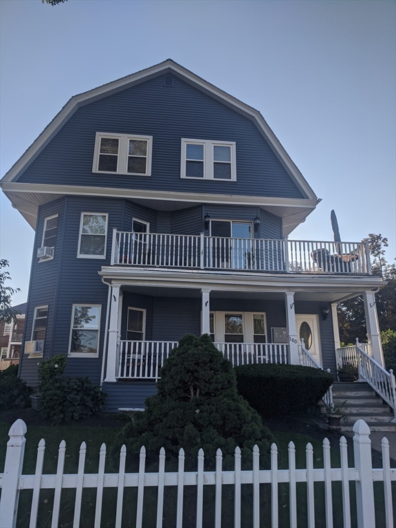 2 bed, 1 bath apartment for rent at 160 Washington St Unit 3, Brighton