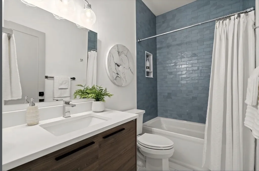 2 bed, 2 bath apartment for rent at 160 West Seventh St Unit 4, South Boston — photo 9 of 17