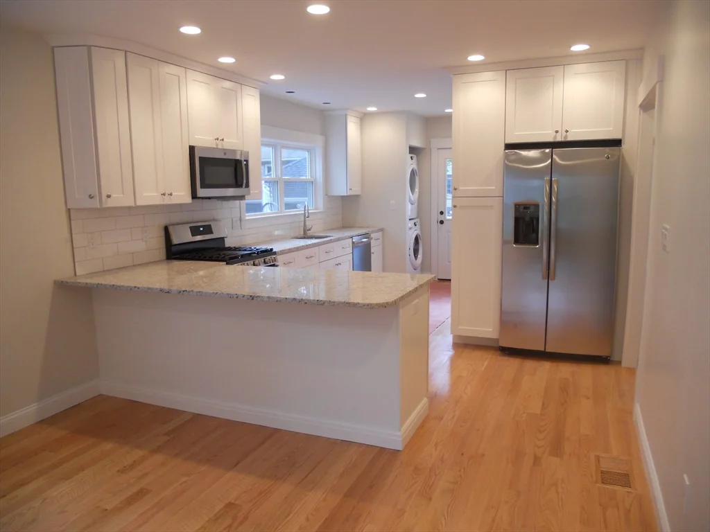 3 bed, 2 bath apartment for rent at 160 Weston St Unit 1, Waltham — photo 8 of 17