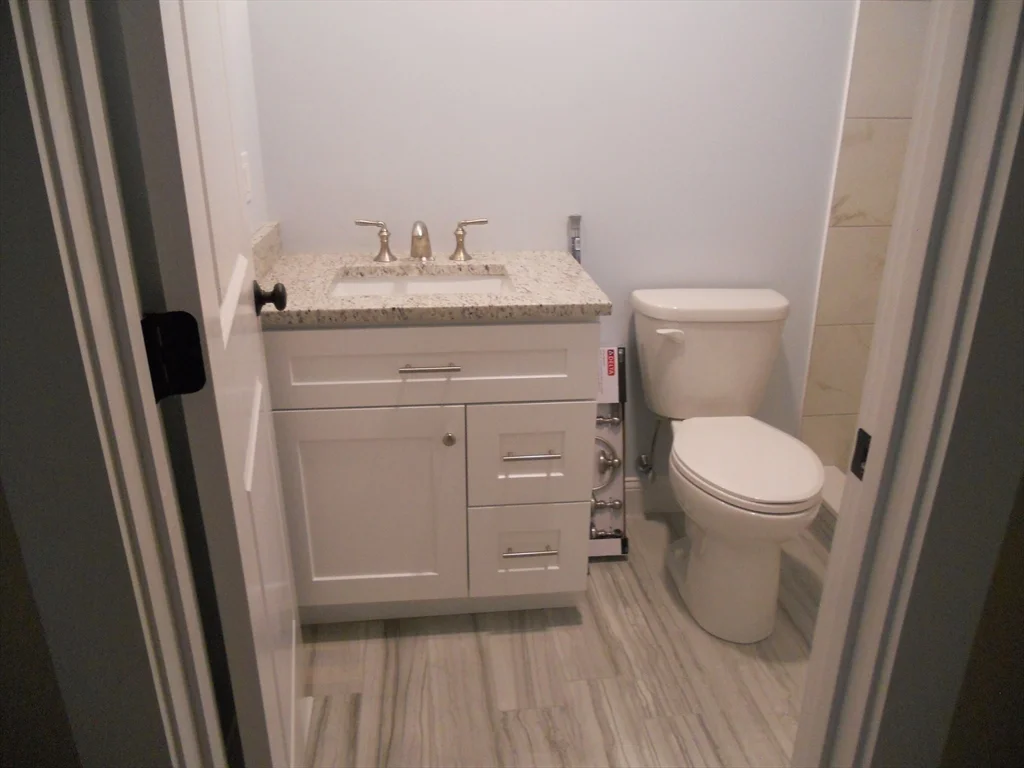 3 bed, 2 bath apartment for rent at 160 Weston St Unit 1, Waltham — photo 15 of 17