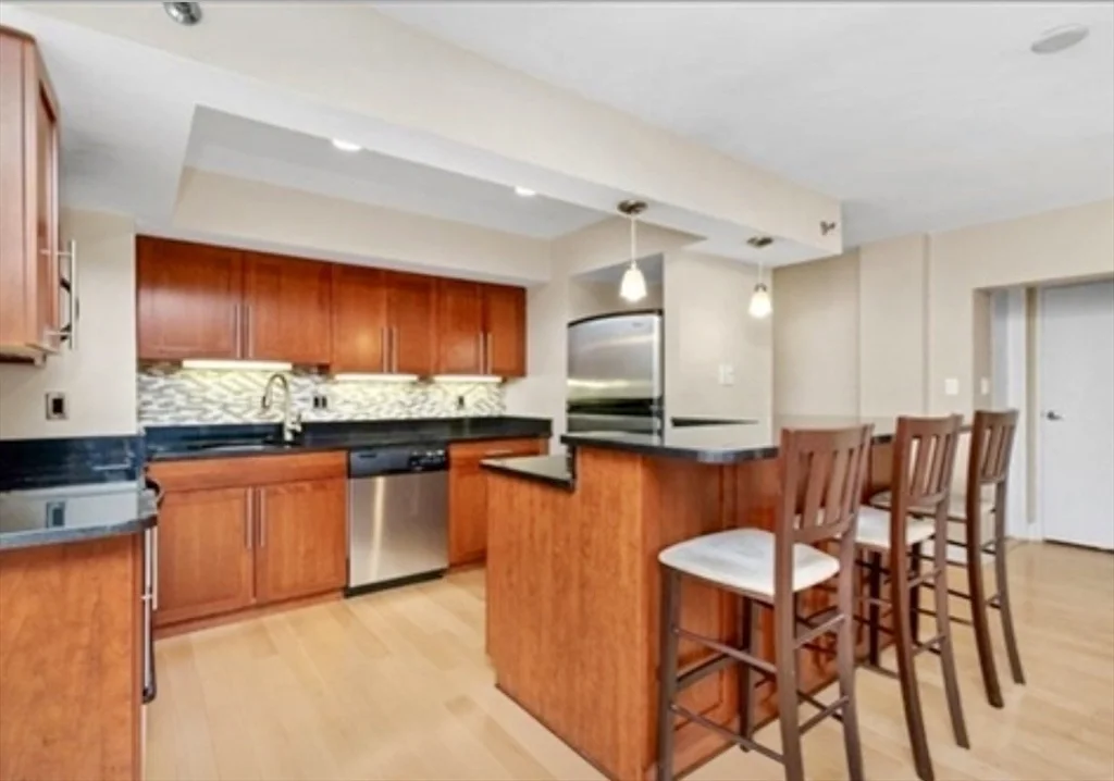 1 bed, 1 bath apartment for rent at 1600 Beacon St Unit 207, Coolidge Corner — photo 4 of 21