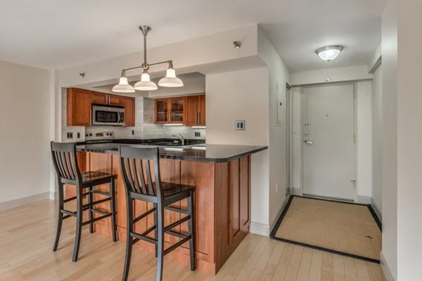 1 bed, 1 bath apartment for rent at 1600 Beacon St Unit 410, Brookline — photo 3 of 13