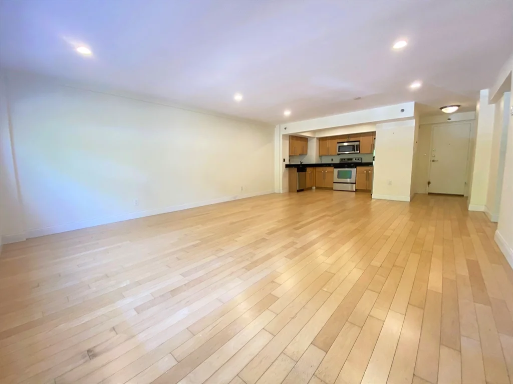 2 bed, 2 bath apartment for rent at 1600 Beacon St Unit 411, Coolidge Corner — photo 3 of 11