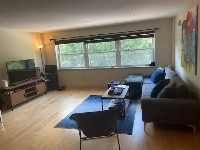 1 bed, 1 bath apartment for rent at 1600 Beacon St Unit 609, Corey Hill — photo 3 of 12