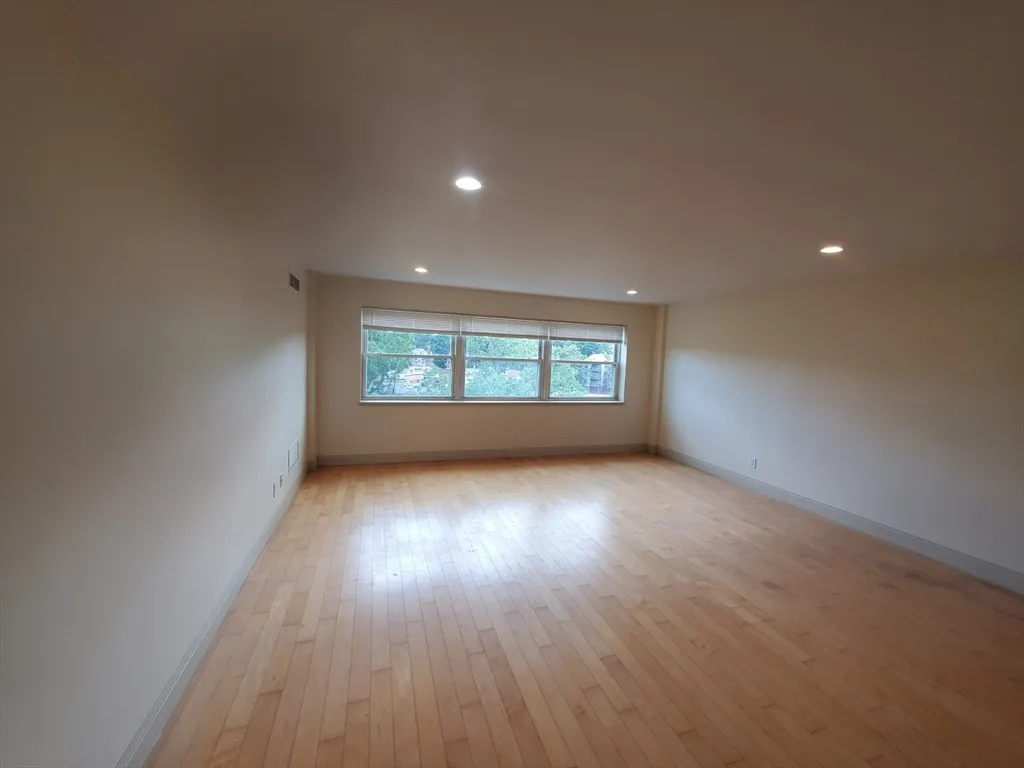 2 bed, 2 bath apartment for rent at 1600 Beacon St Unit 806, Corey Hill — photo 4 of 9