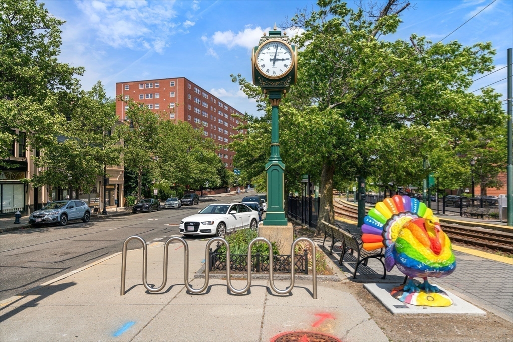 1 bed, 1 bath apartment for rent at 1600 Beacon St Unit 807, Brookline — photo 12 of 14