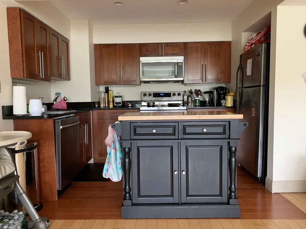 2 bed, 2 bath apartment for rent at 1600 Beacon St Unit 906, Corey Hill — photo 5 of 9