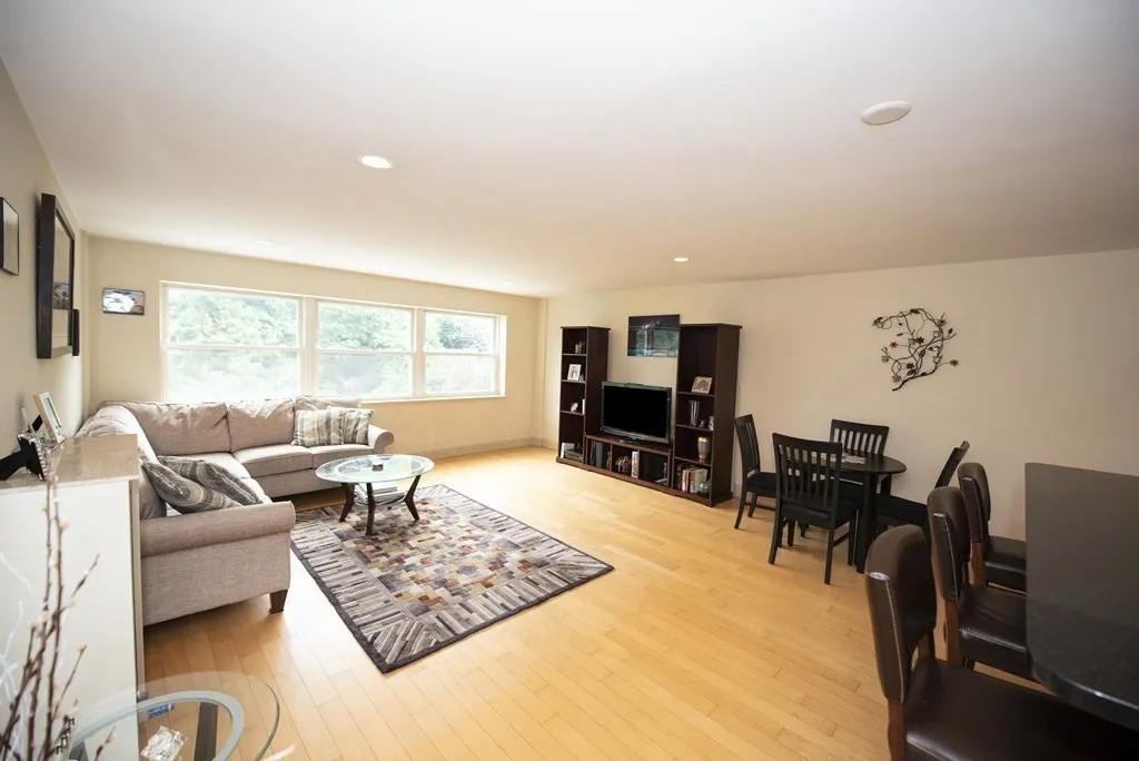 1 bed, 1 bath apartment for rent at 1600 Beacon St Unit 907, Corey Hill — photo 5 of 16