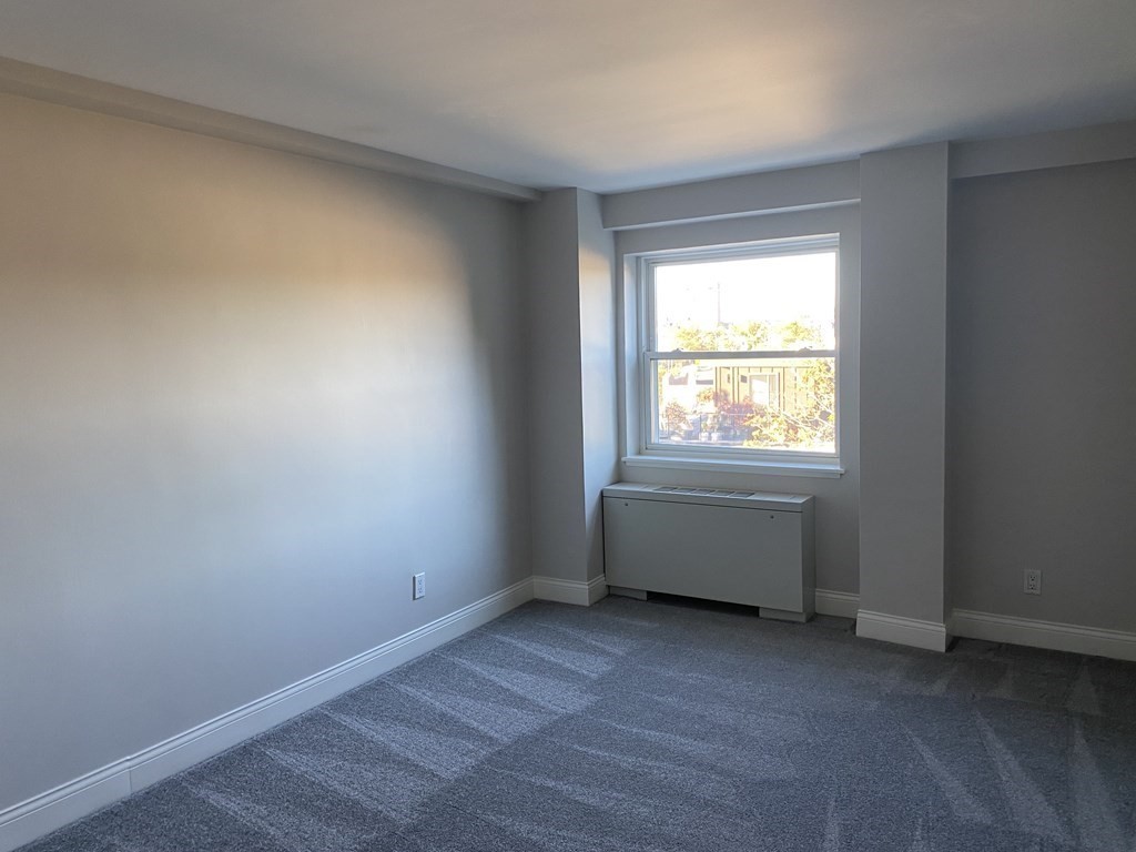 2 bed, 2 bath apartment for rent at 1600 Beacon Unit 611, Coolidge Corner — photo 7 of 12