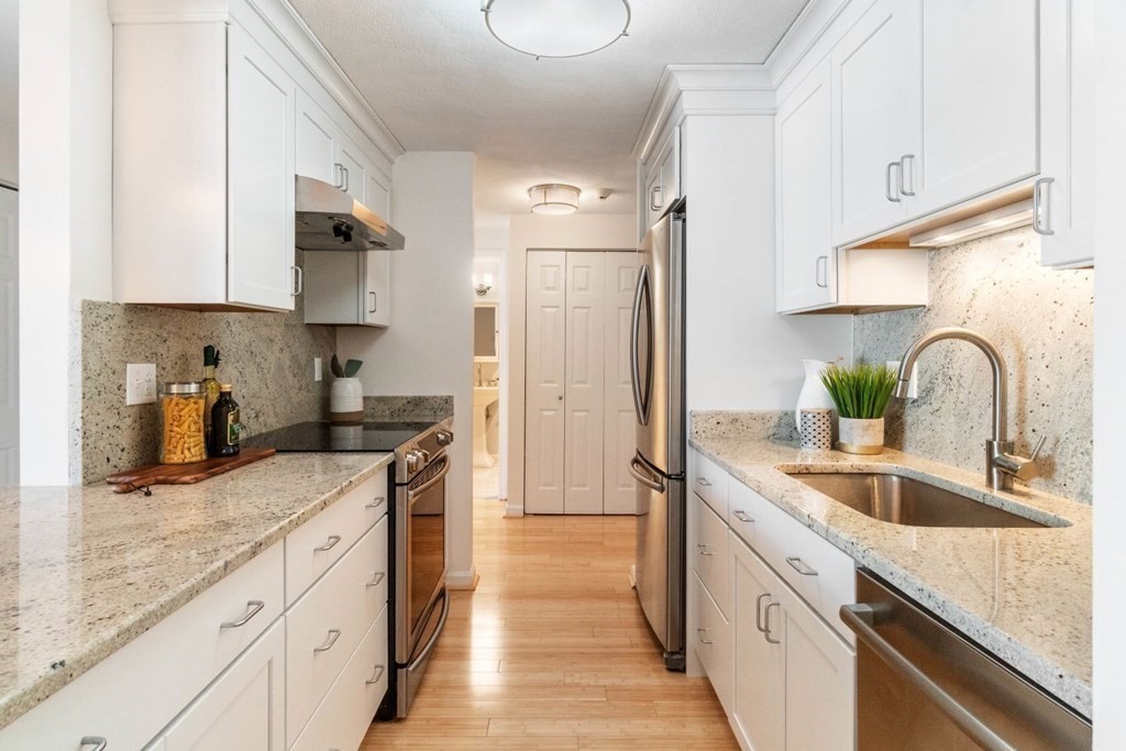 2 bed, 2 bath apartment for rent at 1600 Mass Ave Unit 705, Neighborhood Nine — photo 3 of 16