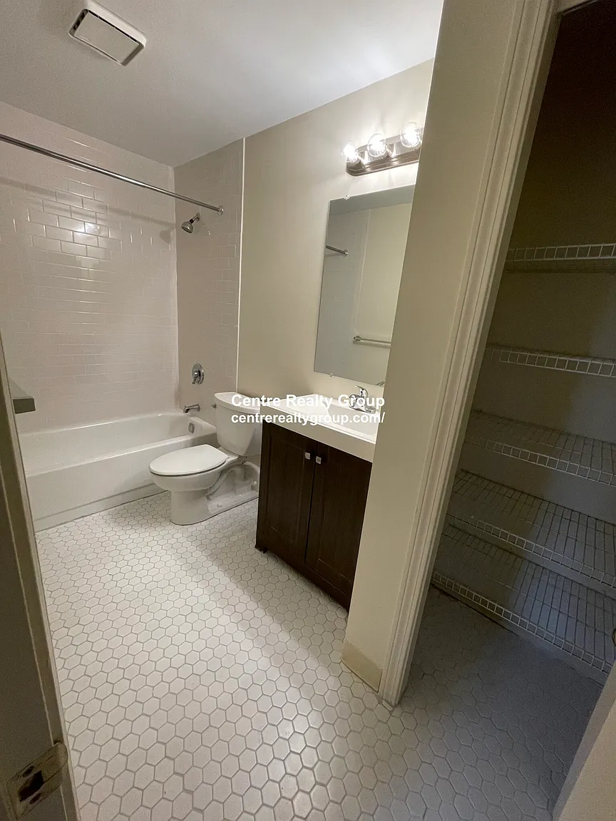2 bed, 2 bath apartment for rent at 1600 Washington St Unit 106, West Newton — photo 11 of 12