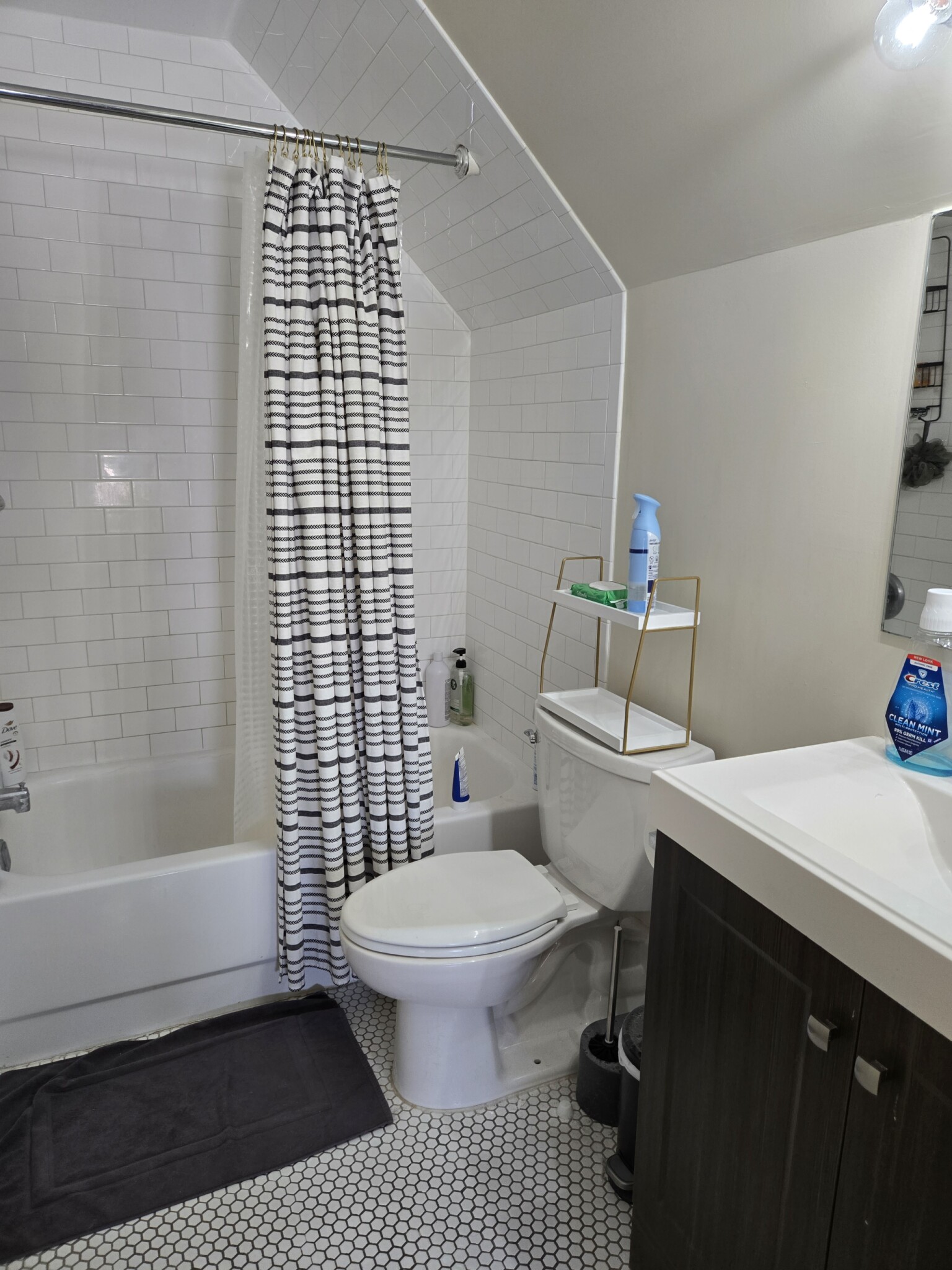 1 bed, 1 bath apartment for rent at 1600 Washington St Unit 3, West Newton — photo 10 of 27