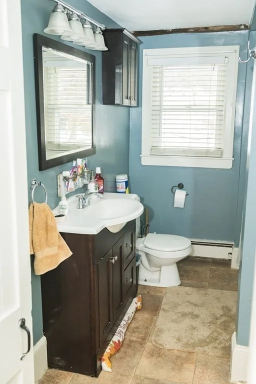 2 bed, 1 bath apartment for rent at 1602 Mammoth Rd Unit 2, Dracut — photo 8 of 16