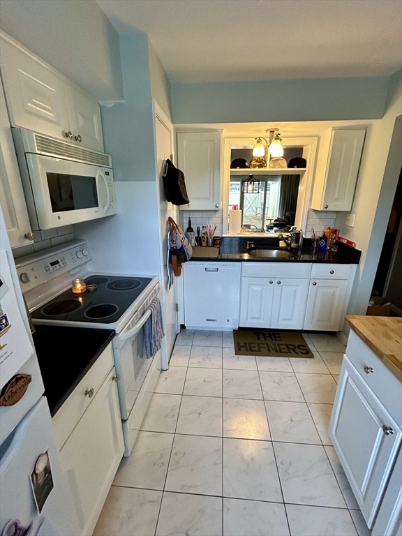 2 bed, 1 bath apartment for rent at 1603 Windsor Dr Unit 1603, Framingham — photo 6 of 13