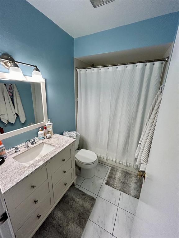 2 bed, 1 bath apartment for rent at 1603 Windsor Dr Unit 1603, Framingham — photo 11 of 13