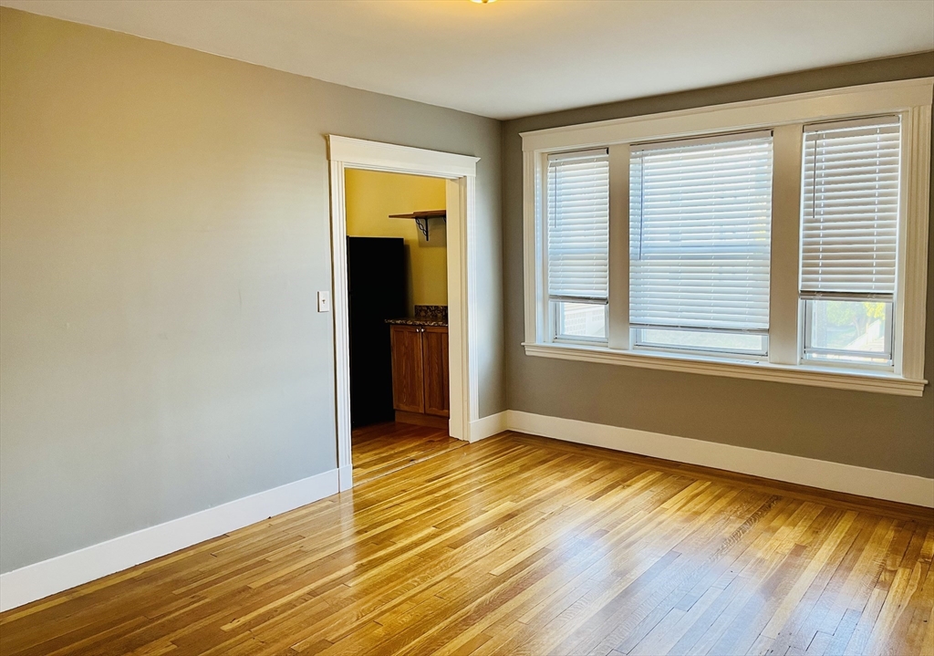 Studio bed, 1 bath apartment for rent at 1607 Commonwealth Ave Unit 12, Brighton — photo 1 of 11