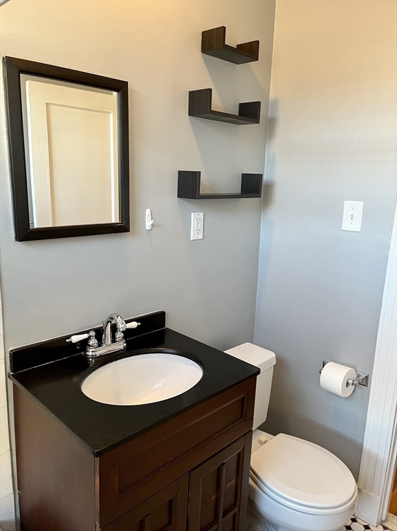 Studio bed, 1 bath apartment for rent at 1607 Commonwealth Ave Unit 12, Brighton — photo 7 of 11