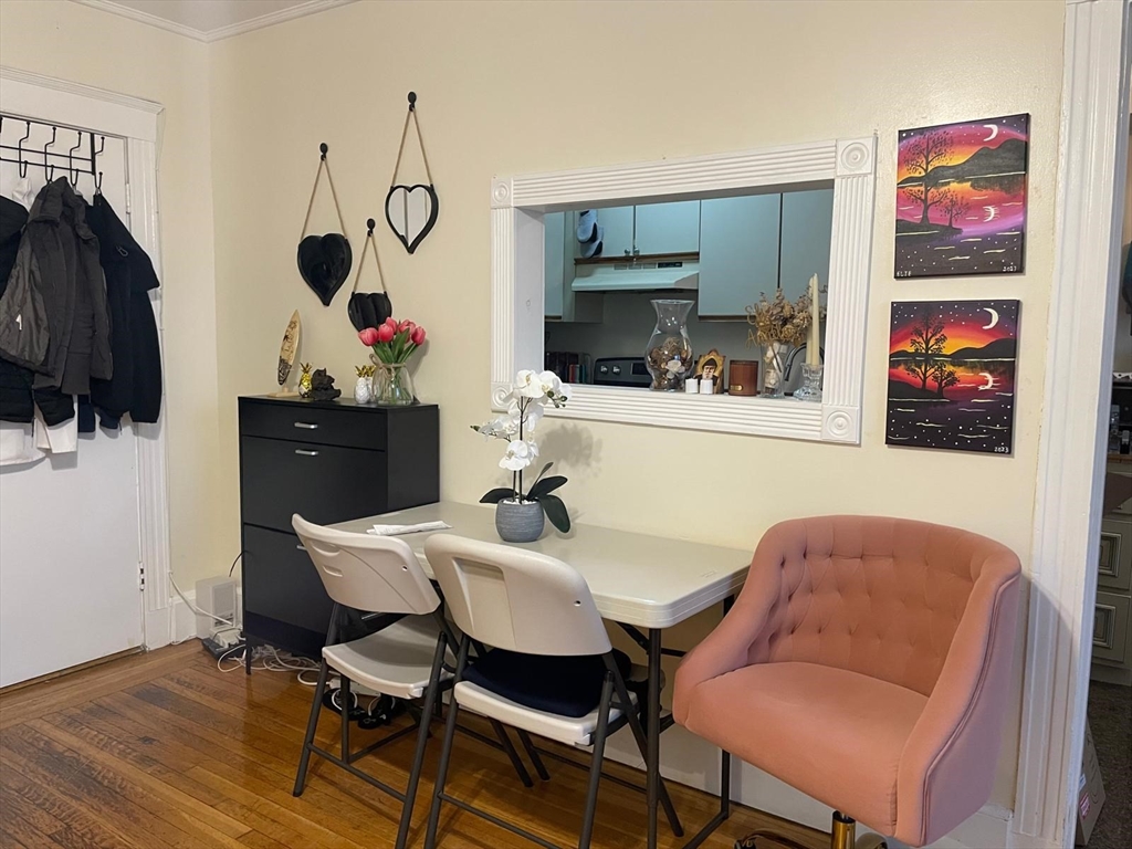 1 bed, 1 bath apartment for rent at 1607 Commonwealth Ave Unit 27, Brighton — photo 3 of 10