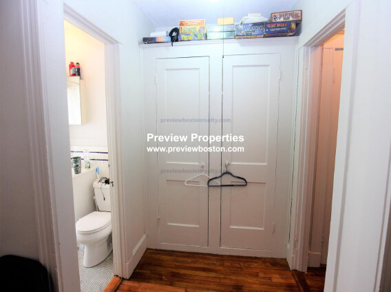 Studio bed, 1 bath apartment for rent at 1607 Commonwealth Ave Unit 7, Brighton — photo 6 of 7