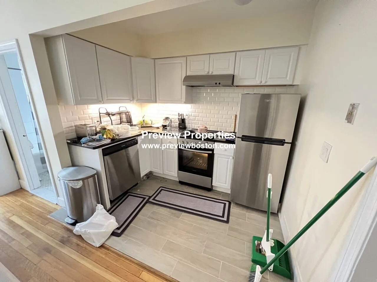 2 bed, 1 bath apartment for rent at 1607 Commonwealth Ave Unit 9, Brighton — photo 3 of 13