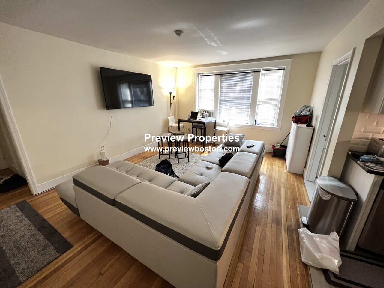 2 bed, 1 bath apartment for rent at 1607 Commonwealth Ave Unit 9P, Brighton