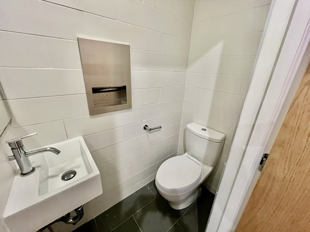 3 bed, 2 bath apartment for rent at 1607 Tremont St Unit 1, Mission Hill — photo 12 of 16
