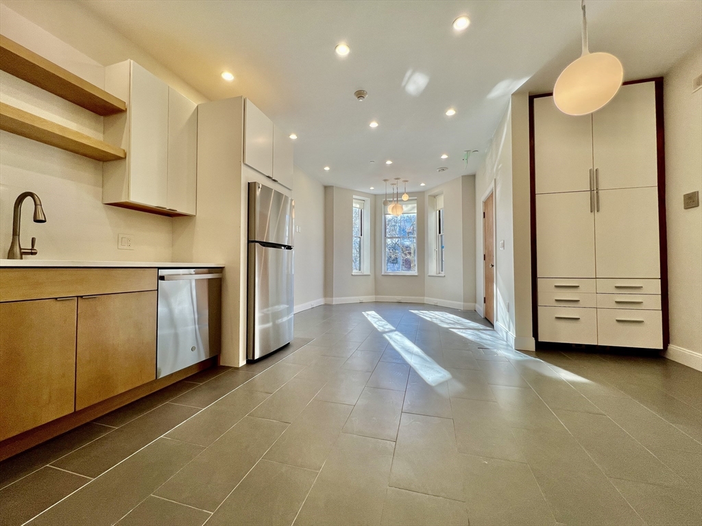 3 bed, 2 bath apartment for rent at 1607 Tremont St Unit 1, Mission Hill — photo 3 of 16