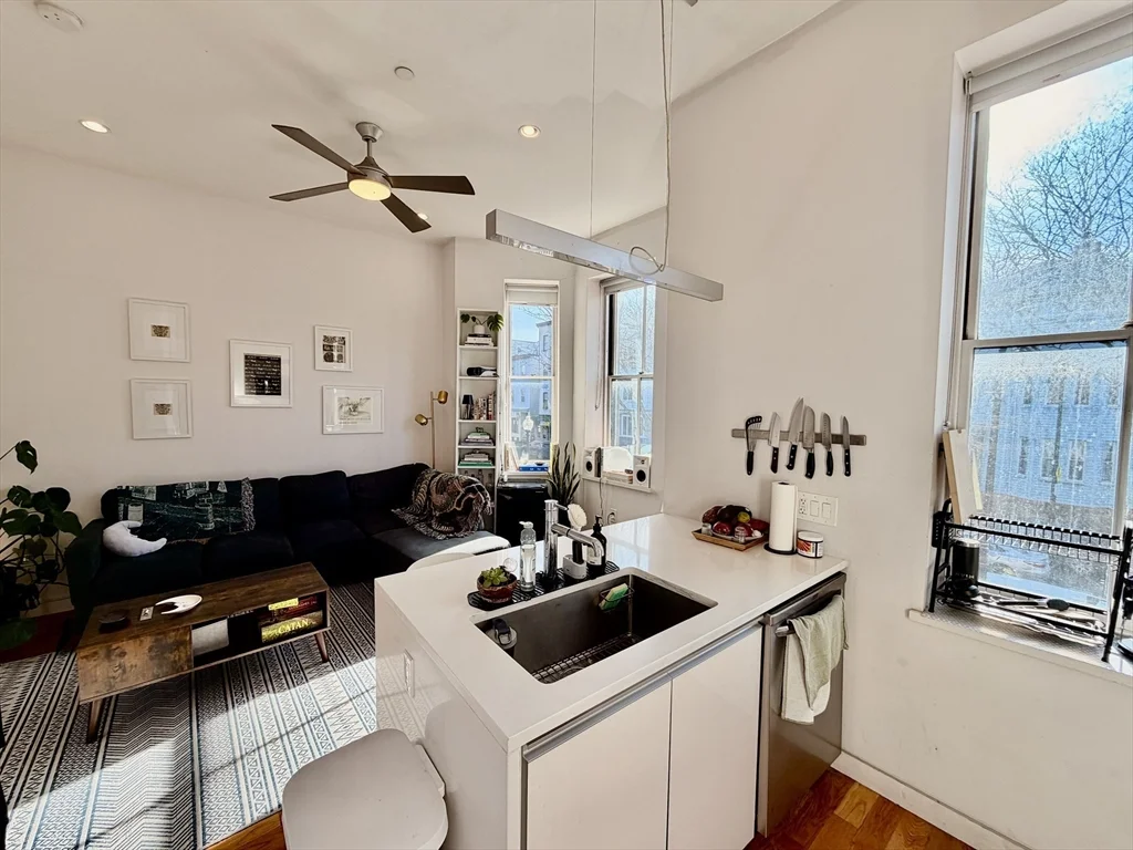 2 bed, 1 bath apartment for rent at 1607 Tremont St Unit 2, Mission Hill — photo 3 of 11