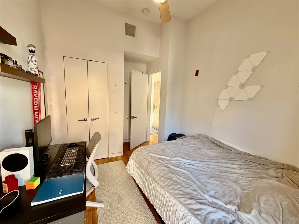 2 bed, 1 bath apartment for rent at 1607 Tremont St Unit 2, Mission Hill — photo 7 of 11