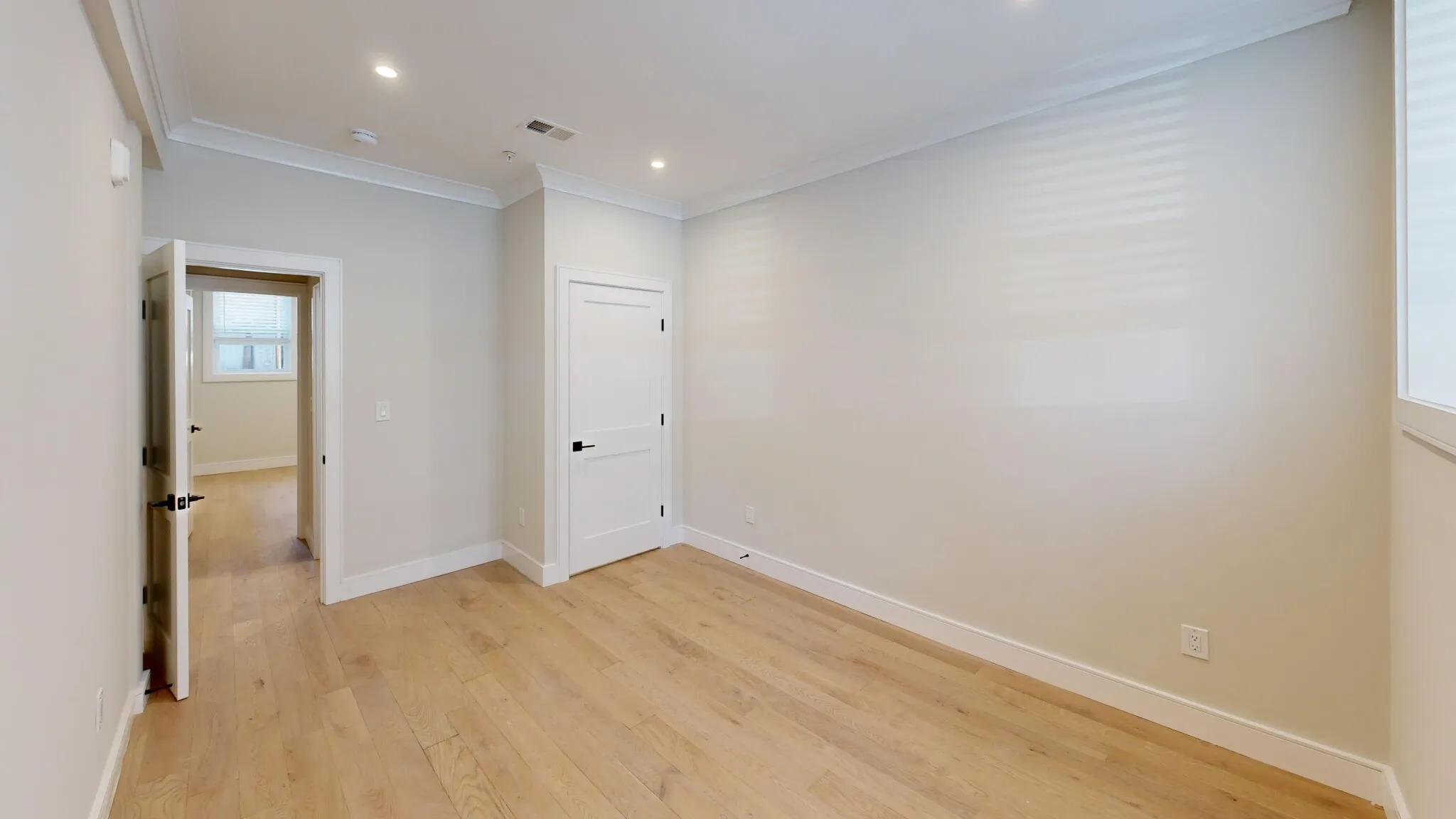 4 bed, 2 bath apartment for rent at 161 Allston St Unit 1, Brighton — photo 9 of 22