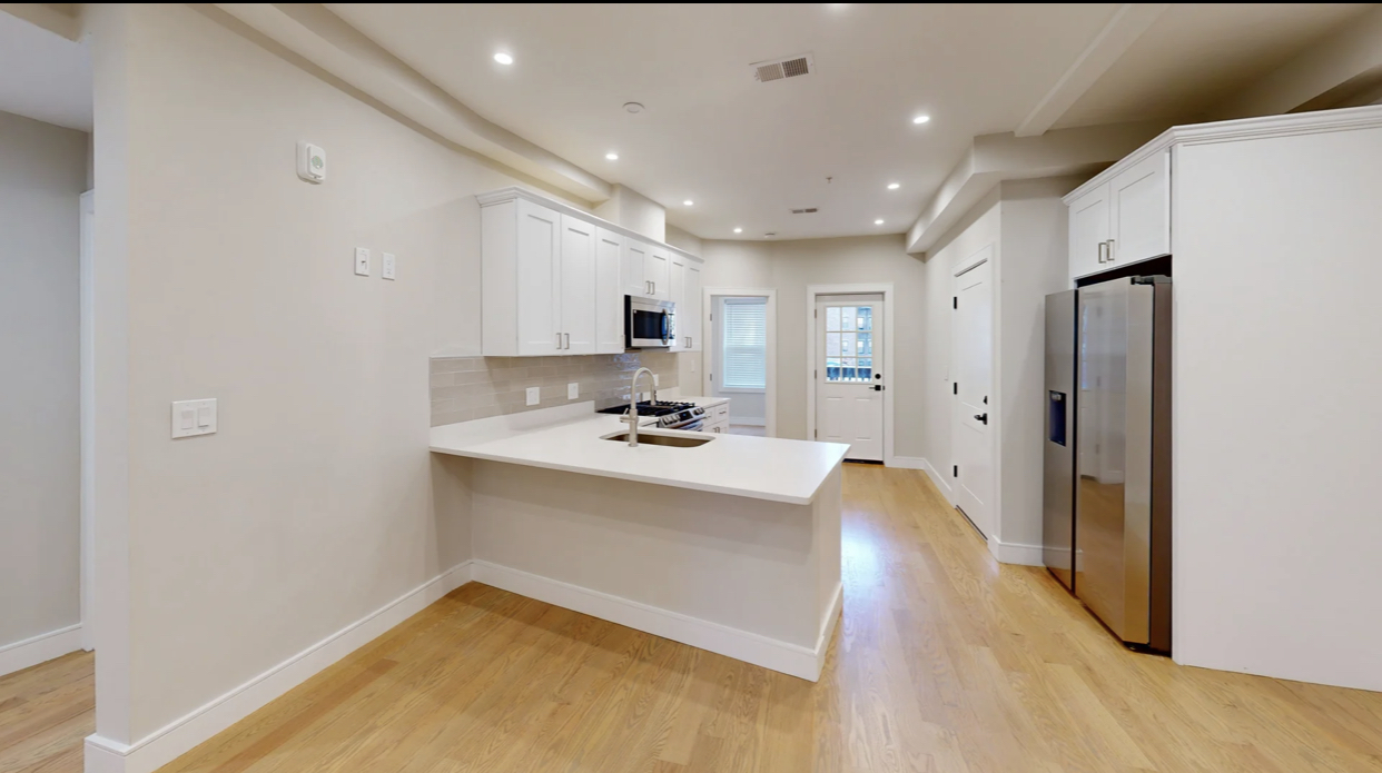 4 bed, 1 bath apartment for rent at 161 Allston St Unit 2, Brighton — photo 1 of 6