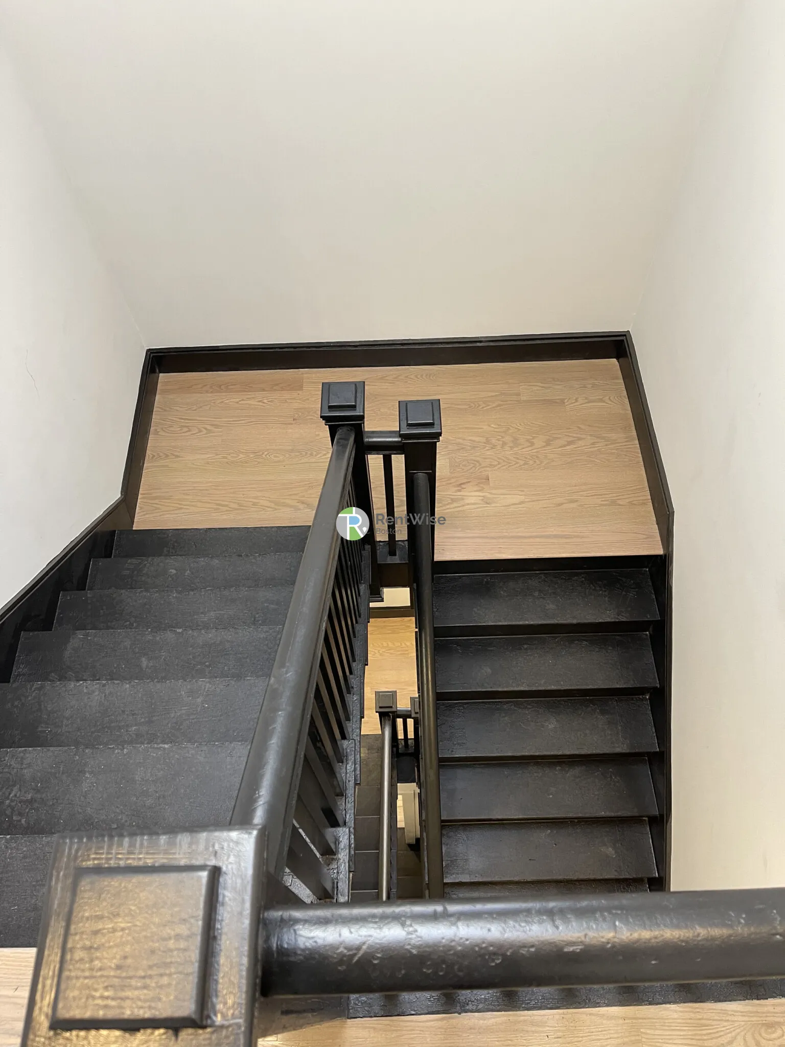 3 bed, 1 bath apartment for rent at 161 Allston St Unit 3, Brighton — photo 6 of 21
