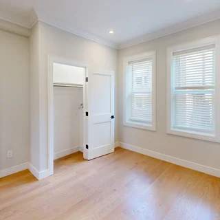 4 bed, 1 bath apartment for rent at 161 Allston St Unit 4, Brighton — photo 4 of 11