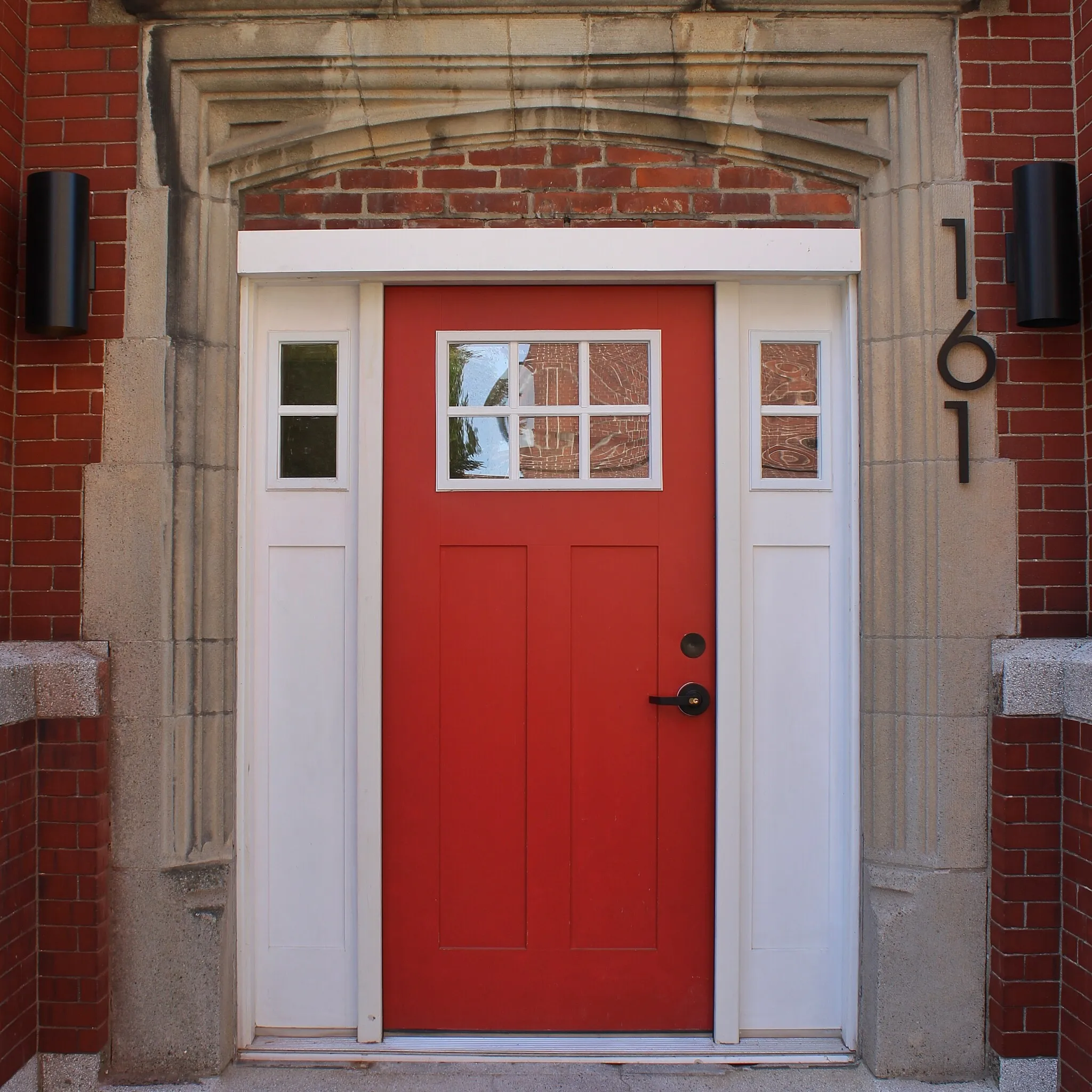 4 bed, 1 bath apartment for rent at 161 Allston St Unit 4, Brighton — photo 10 of 11