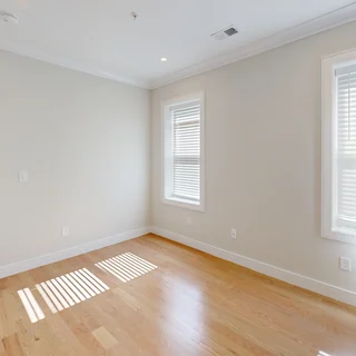 4 bed, 1 bath apartment for rent at 161 Allston St Unit 4, Brighton — photo 7 of 11
