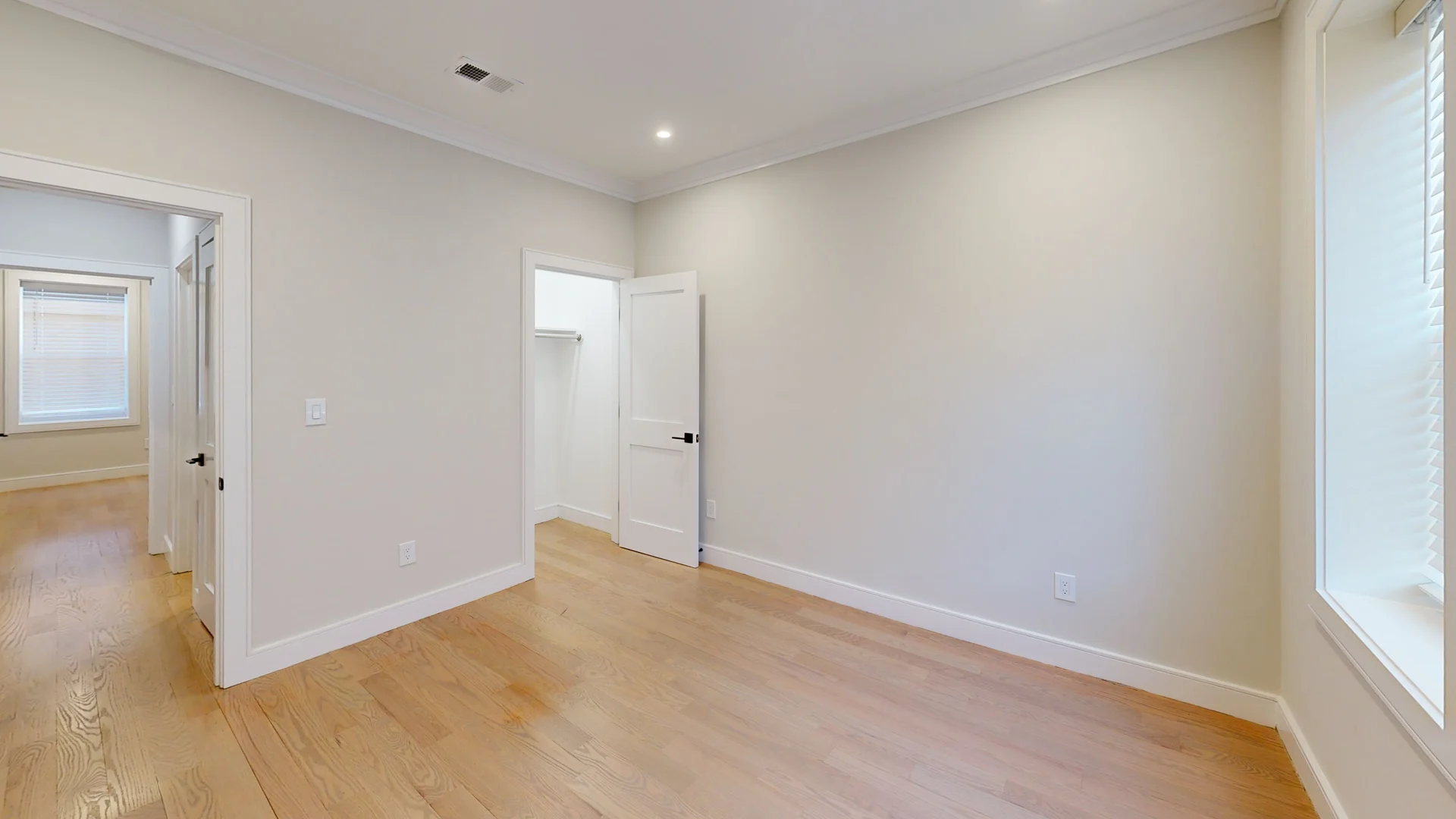 3 bed, 1 bath apartment for rent at 161 Allston St Unit 5, Brighton — photo 5 of 11