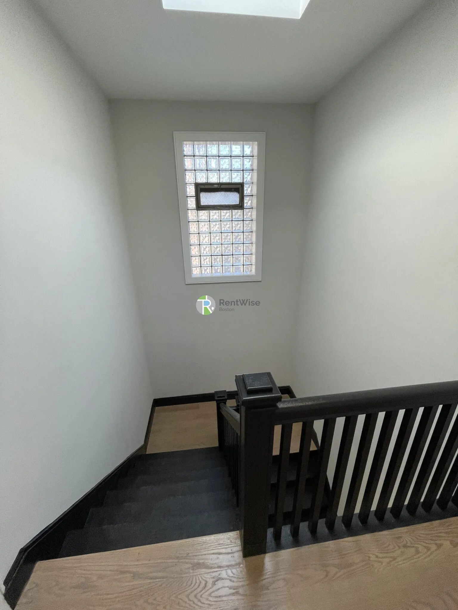 3 bed, 1 bath apartment for rent at 161 Allston St Unit 7, Brighton — photo 5 of 21
