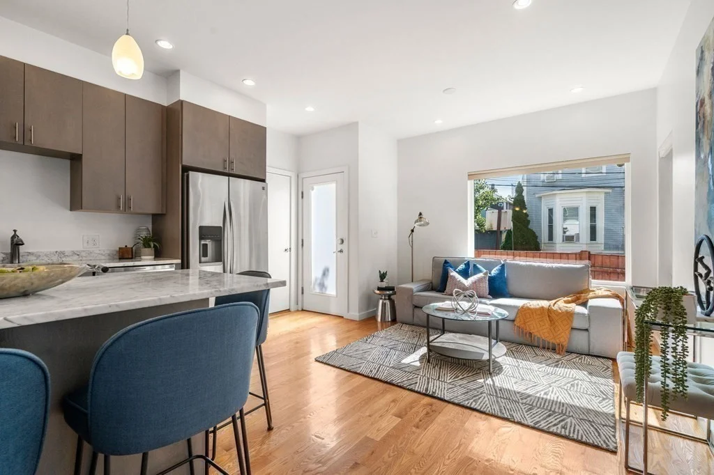 3 bed, 3 bath apartment for rent at 161 Auburn St Unit 161, Cambridgeport — photo 2 of 13