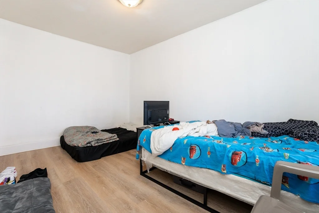 3 bed, 1 bath apartment for rent at 161 Bates Ave Unit 161, West Quincy — photo 16 of 26