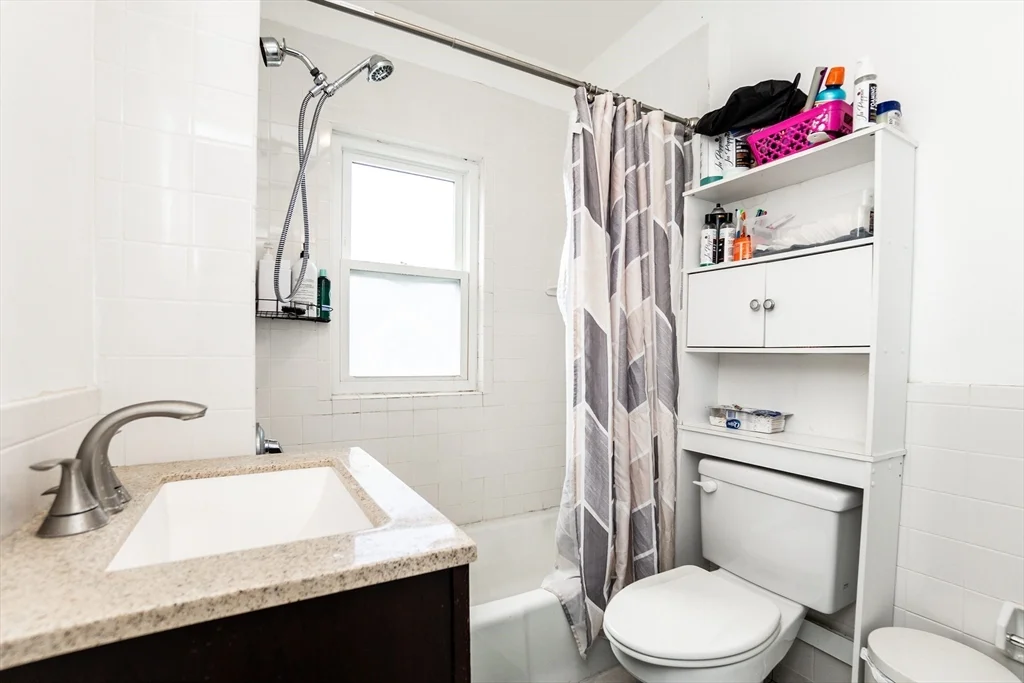 3 bed, 1 bath apartment for rent at 161 Bates Ave Unit 161, West Quincy — photo 17 of 26