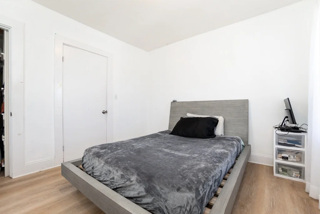 3 bed, 1 bath apartment for rent at 161 Bates Ave Unit 161, West Quincy — photo 14 of 26