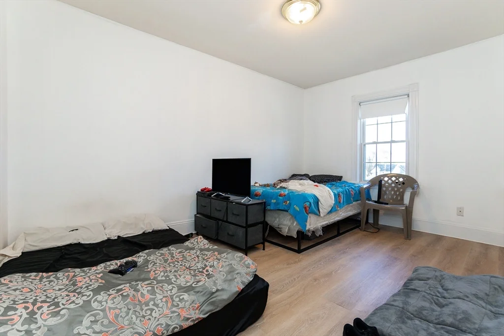3 bed, 1 bath apartment for rent at 161 Bates Ave Unit 161, West Quincy — photo 15 of 26