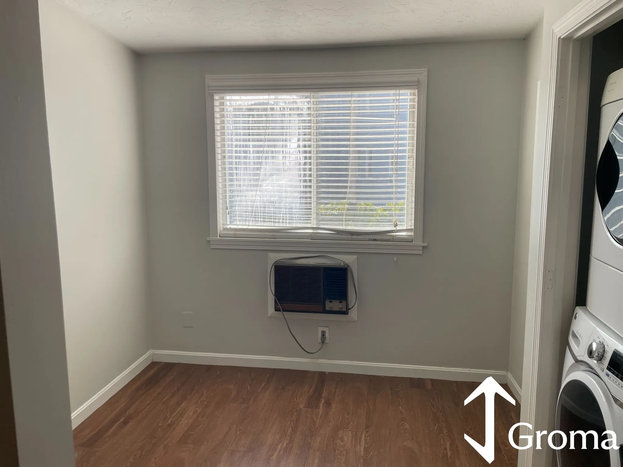 3 bed, 1 bath apartment for rent at 161 Bennington St Unit 2, East Boston — photo 10 of 11